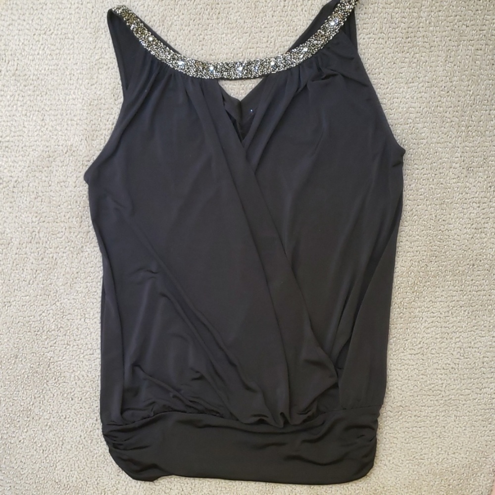 Express Black top